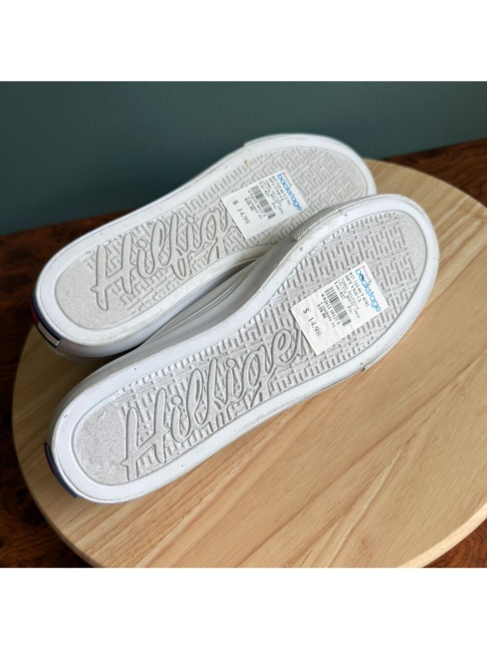 Tommy Hilfiger Womens Size 8 Tennis Sneakers Tsenia-Z White Red  Black Stripes - Picture 7 of 9